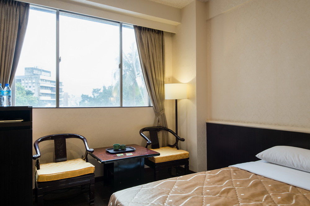 Atami Hotel Taipei Esterno foto